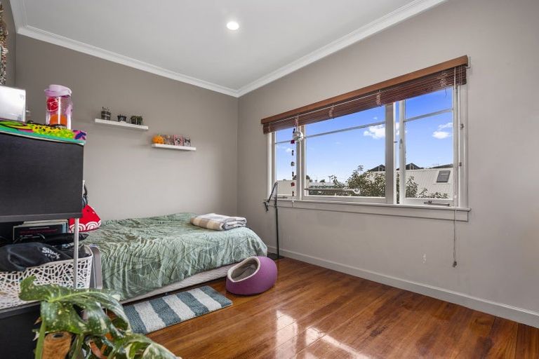 Photo of property in 37 Burrows Street, Tauranga South, Tauranga, 3112