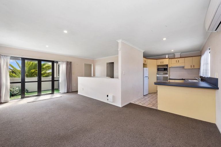 Photo of property in 2/1161 Victoria Street, Whitiora, Hamilton, 3200