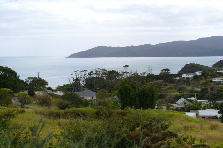Photo of property in 10 Morey Road, Cable Bay, 0420