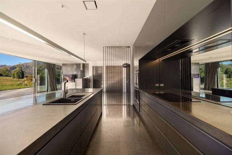 Photo of property in 6 Caldwell Lane, Lake Hayes, Queenstown, 9371