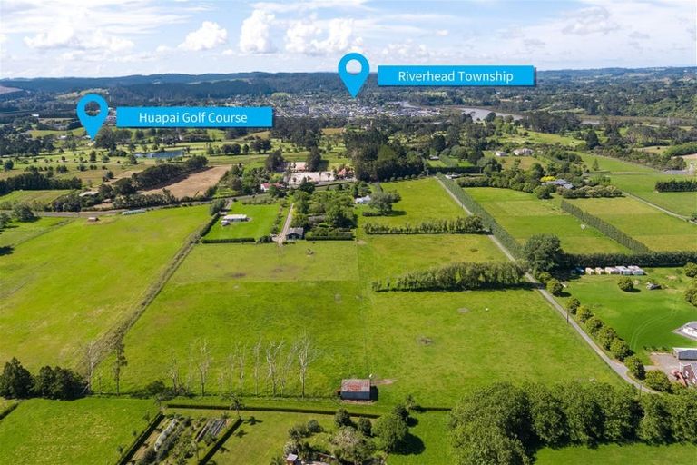 Photo of property in 76 Riverland Road, Kumeu, 0892