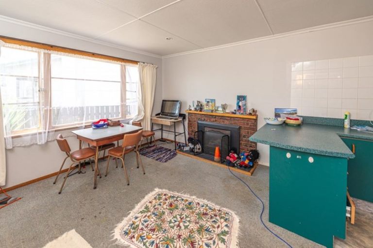 Photo of property in 39 Hood Street, Castlecliff, Whanganui, 4501