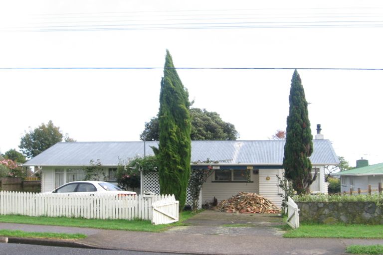Photo of property in 38 Seddon Street, Waikanae, 5036
