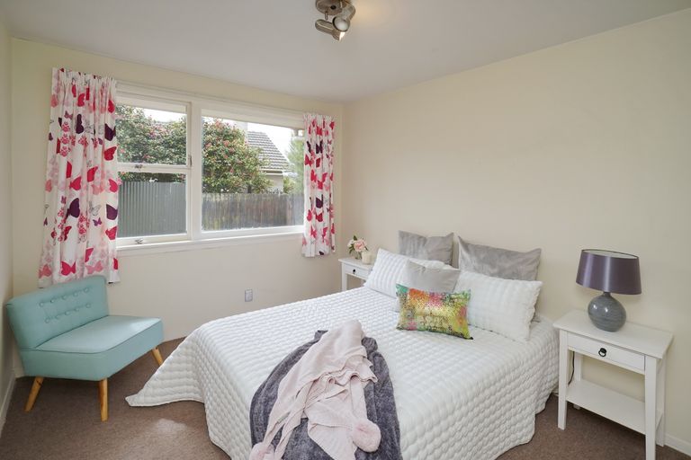 Photo of property in 195 Grimseys Road, Redwood, Christchurch, 8051