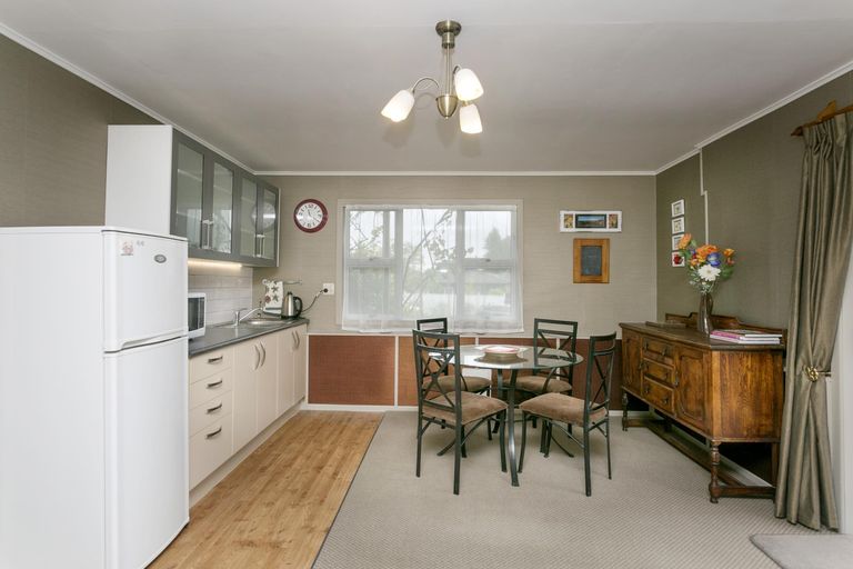 Photo of property in 22 Richmond Avenue, Richmond Heights, Taupo, 3330