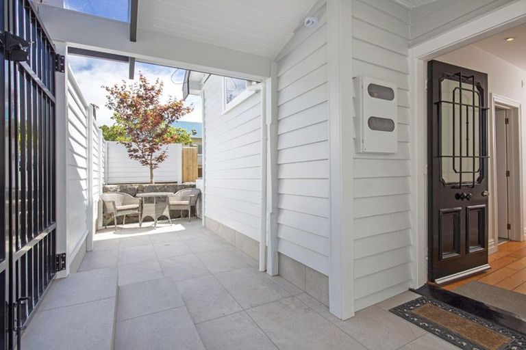 Photo of property in 11 Vine Street, Saint Marys Bay, Auckland, 1011