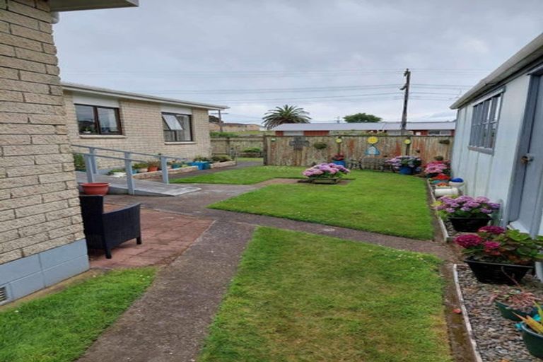 Photo of property in 30 Wynyard Street, Bell Block, New Plymouth, 4312