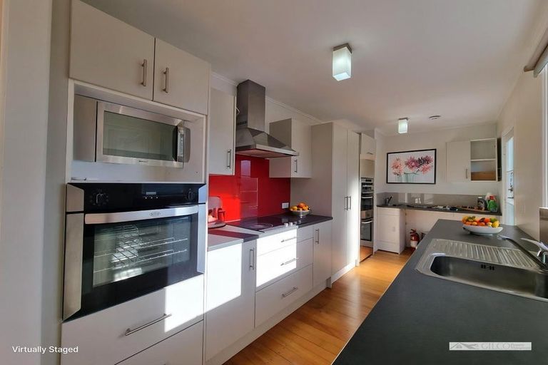 Photo of property in 110 Lancaster Road, Beach Haven, Auckland, 0626