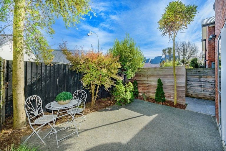 Photo of property in 2/89 Poulson Street, Addington, Christchurch, 8024