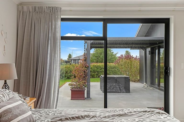 Photo of property in 9 Godley Place, Woodend, 7610