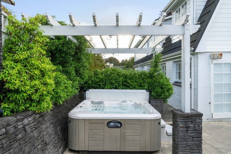 Photo of property in 29 Blackmore Drive, Lynmore, Rotorua, 3010