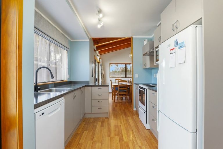 Photo of property in 12 Ensign Place, Flagstaff, Hamilton, 3210