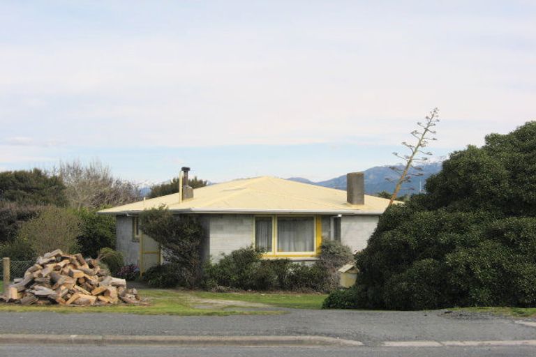 Photo of property in 179 Beach Road, Kaikoura, 7300