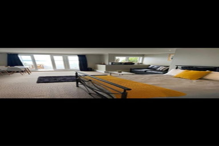 Photo of property in 58 Ferry Road, Days Bay, Lower Hutt, 5013