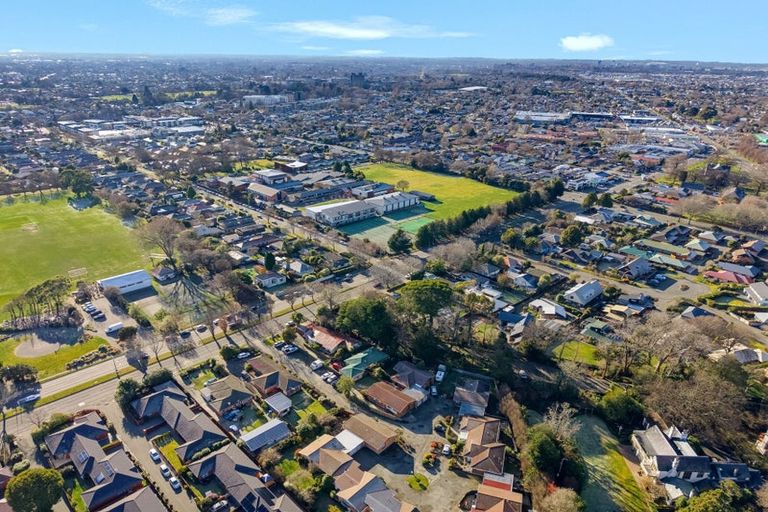 Photo of property in Birchdale Courts, 11/69a Yaldhurst Road, Sockburn, Christchurch, 8042
