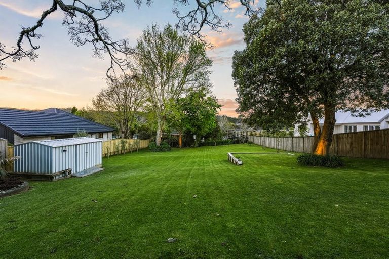 Photo of property in 43 Maude Street, Riverhead, 0820
