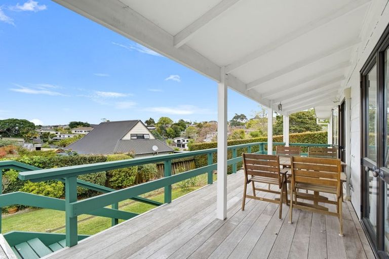 Photo of property in 42 Polkinghorne Drive, Manly, Whangaparaoa, 0930