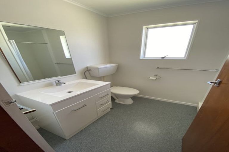 Photo of property in 1/52 Fitzherbert Street, Alicetown, Lower Hutt, 5010