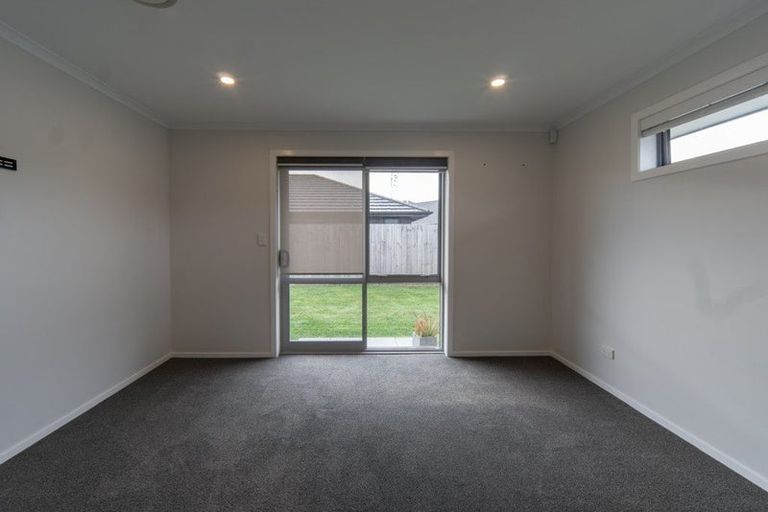 Photo of property in 25 Keerangi Place, Rototuna North, Hamilton, 3210