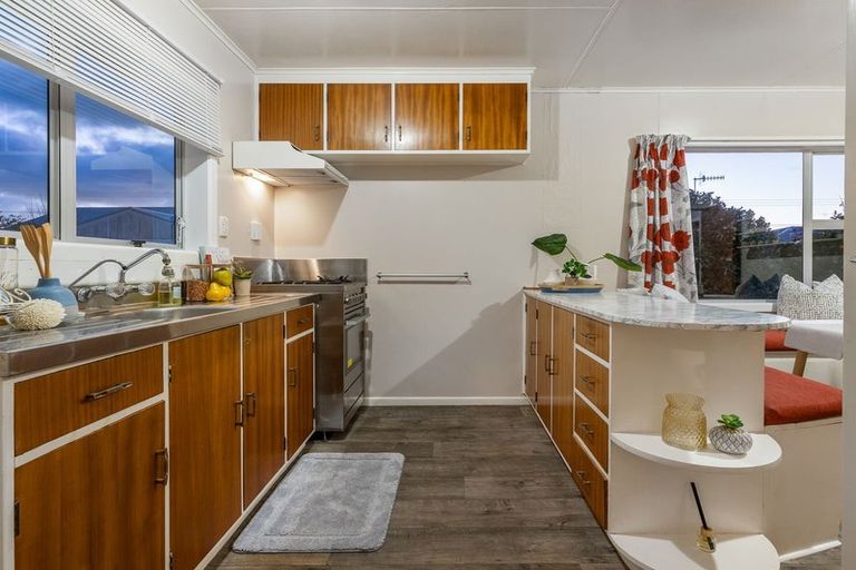 Photo of property in 52a Winchester Street, Levin, 5510
