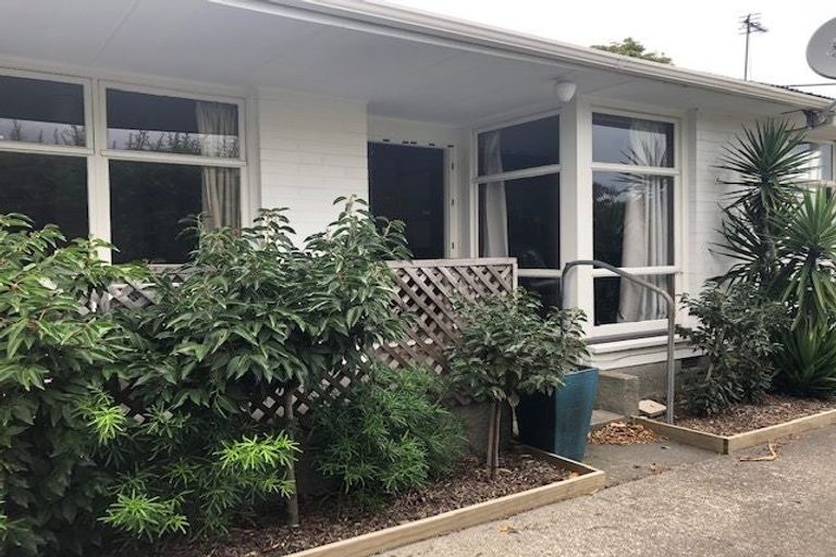 Photo of property in 2/30 Wairakei Road, Strowan, Christchurch, 8052