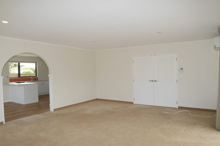 Photo of property in 63a Ngaio Road, Waikanae, 5036