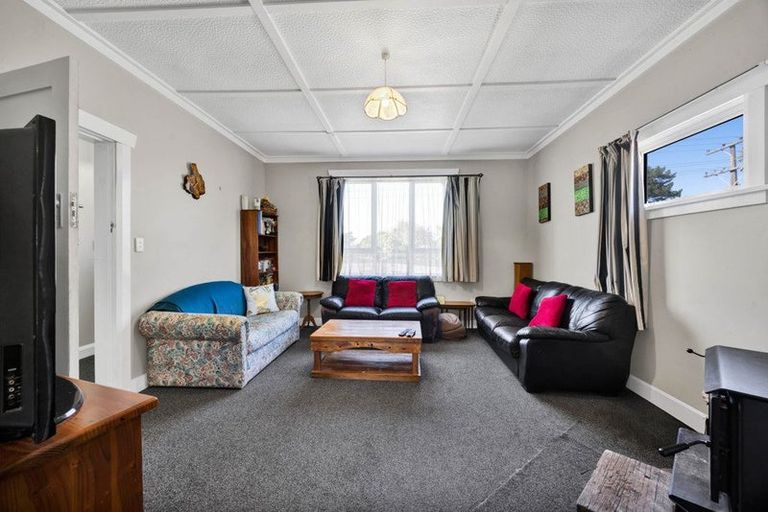 Photo of property in 15 High Street, Eltham, 4322