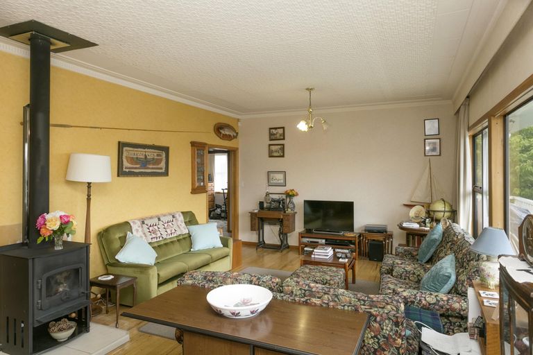 Photo of property in 22 Richmond Avenue, Richmond Heights, Taupo, 3330