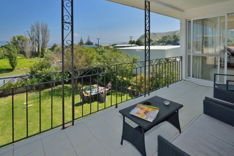 Photo of property in 69 Fortescue Street, Mahia, Nuhaka, 4198