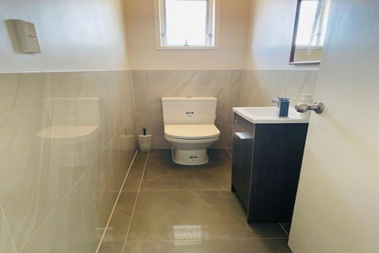 Photo of property in 23 Reelick Avenue, Pakuranga Heights, Auckland, 2010