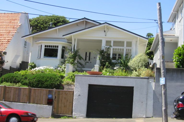 Photo of property in 41 Glen Road, Kelburn, Wellington, 6012