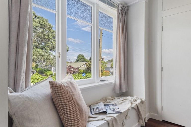 Photo of property in 9 Huia Street, Devonport, Auckland, 0624