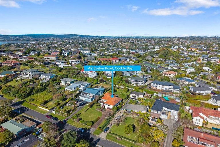 Photo of property in 42 Evelyn Road, Cockle Bay, Auckland, 2014