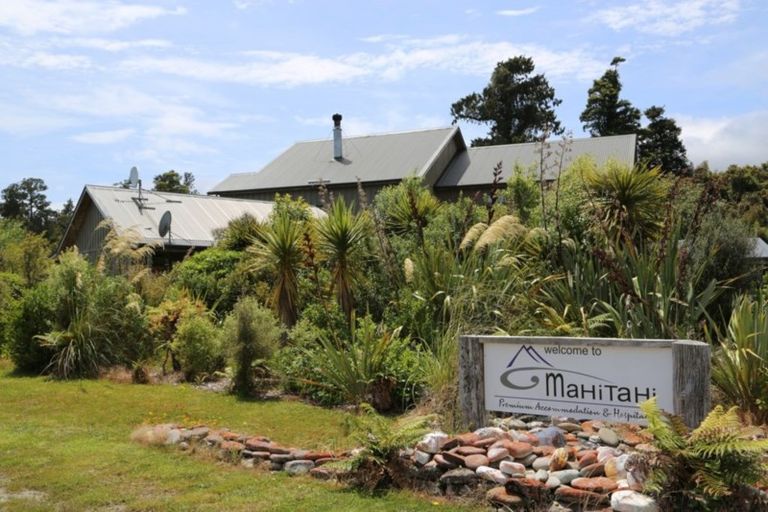 Photo of property in 4667 Haast Highway, Bruce Bay, Haast, 7886