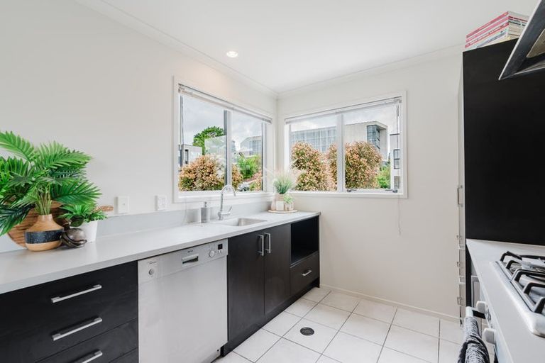 Photo of property in 3a Scotland Place, Hillcrest, Hamilton, 3216