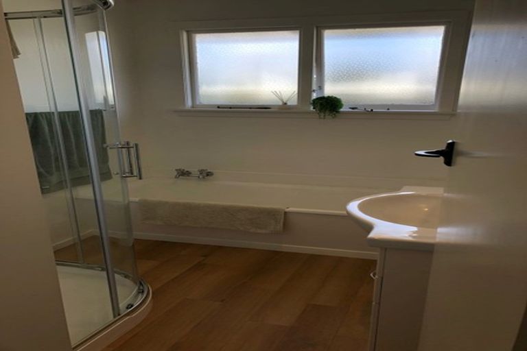 Photo of property in 2/18 Colligan Street, Upper Riccarton, Christchurch, 8041