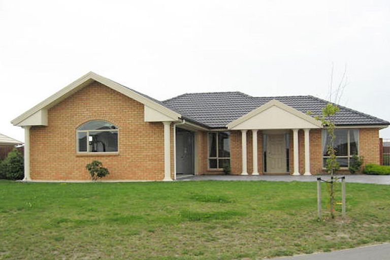 Photo of property in 12 Vasari Grange, Rolleston, 7614
