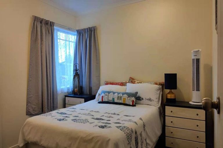 Photo of property in 3 Lantern Court, Henderson, Auckland, 0612