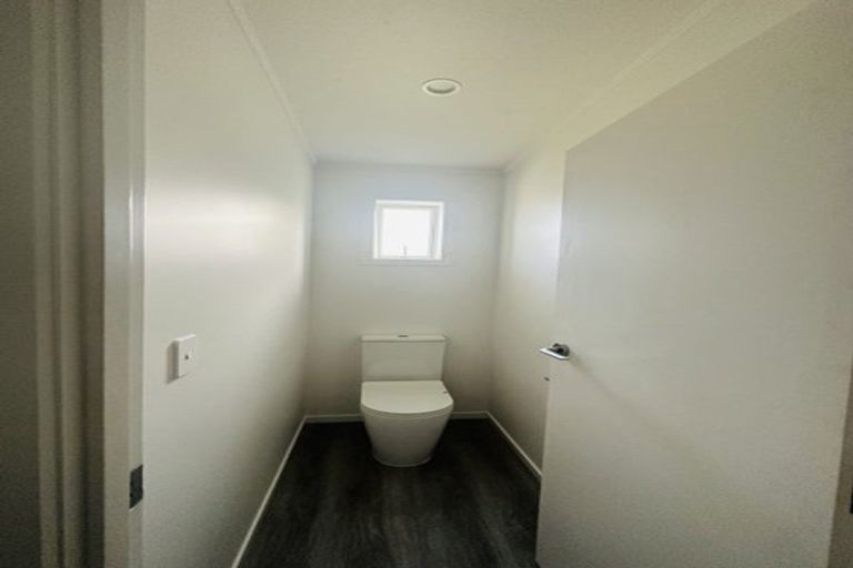 Photo of property in 699 East Coast Road, Browns Bay, Auckland, 0630