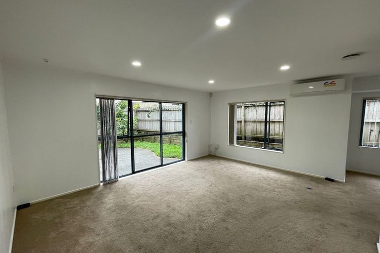 Photo of property in 42 Ksenia Drive, Flat Bush, Auckland, 2019