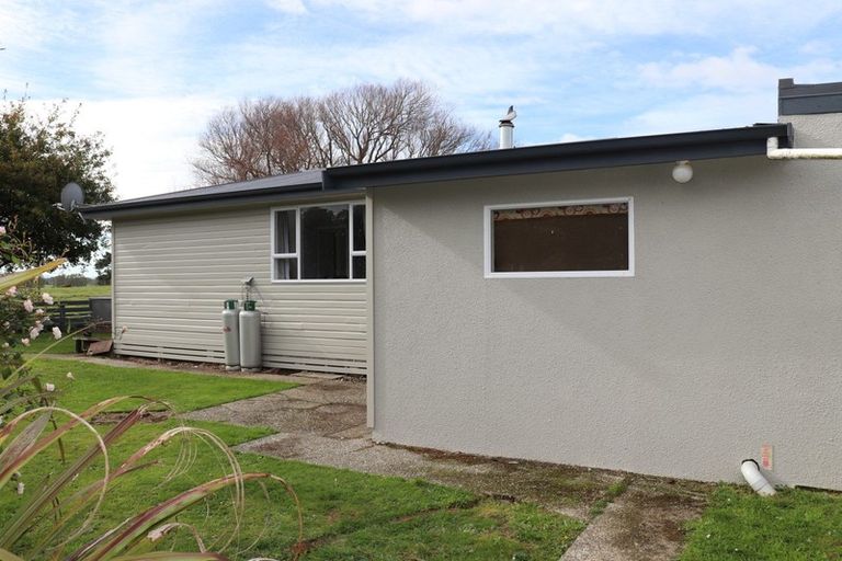Photo of property in 19 Lake Road, Longbush, Invercargill, 9871