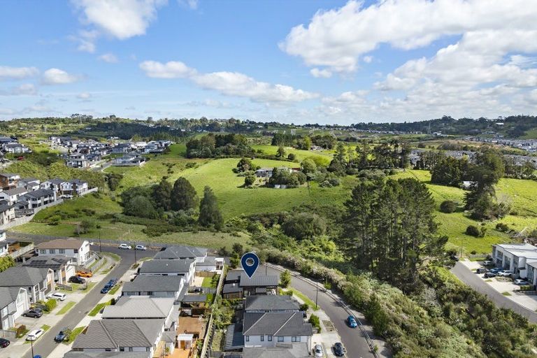 Photo of property in 36 Matahae Drive, Flat Bush, Auckland, 2019