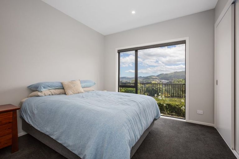Photo of property in 55 Queen Charlotte Drive, Aotea, Porirua, 5024