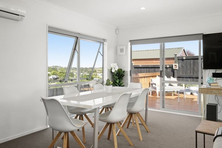 Photo of property in 18 Tokerau Crescent, Pukekohe, 2120