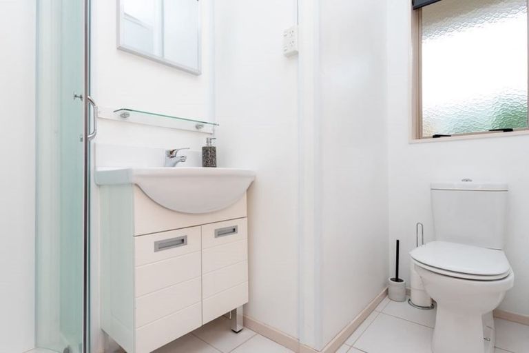 Photo of property in 215 Pukete Road, Pukete, Hamilton, 3200