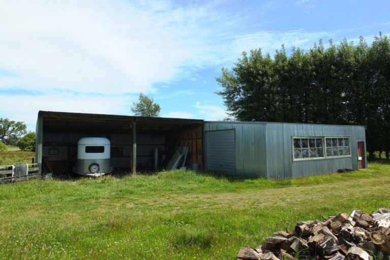 Photo of property in 30 Campbell Road, Winton, 9783