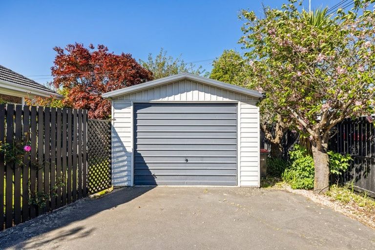 Photo of property in 1/310 Withells Road, Avonhead, Christchurch, 8042