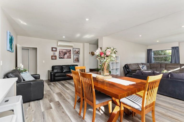 Photo of property in 11 Melville Crescent, Rolleston, 7614