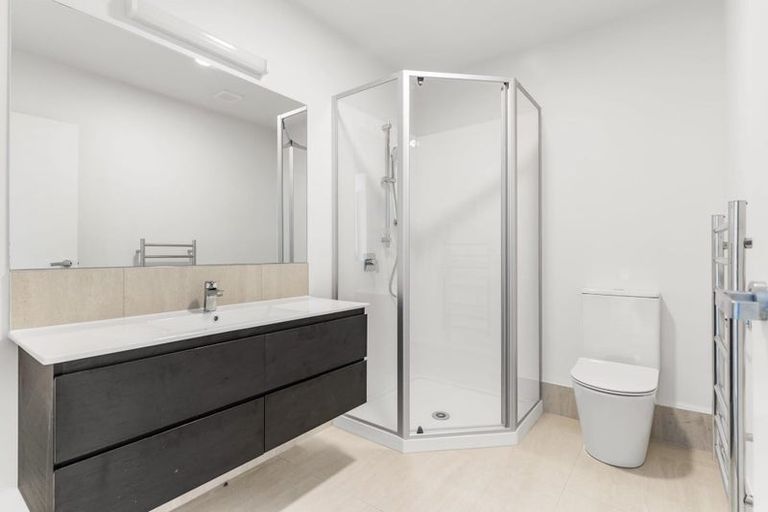 Photo of property in 8/130 Stancombe Road, Flat Bush, Auckland, 2016