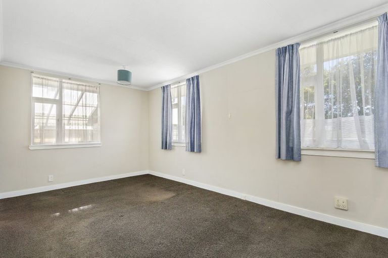 Photo of property in 86 Gibbons Street, Ebdentown, Upper Hutt, 5018